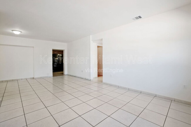 Foto del edificio - 1531 NW 34th Ave