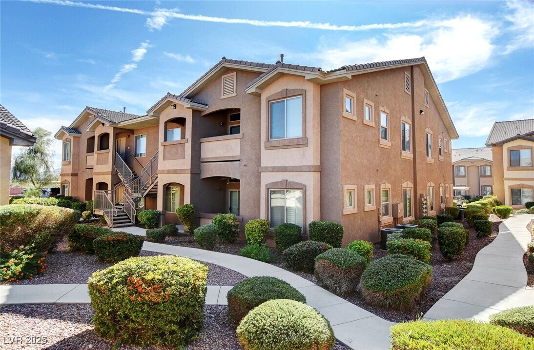 Foto principal - 8805 Jeffreys St