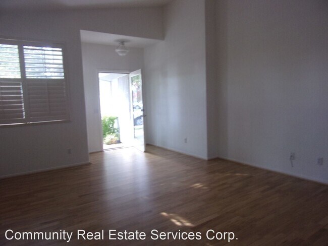 Foto del edificio - 366 Trellis Ln