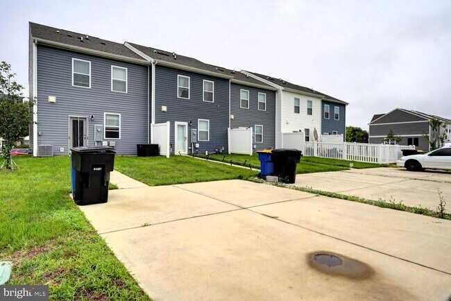 Foto del edificio - 508 Ridgely Blvd