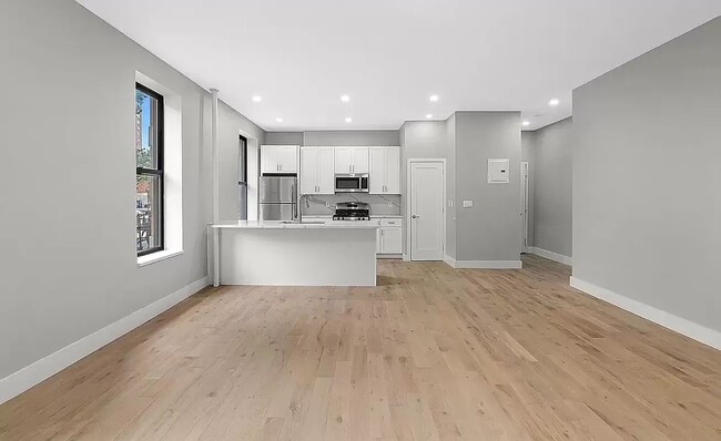 Building Photo - 100 West 139th Street