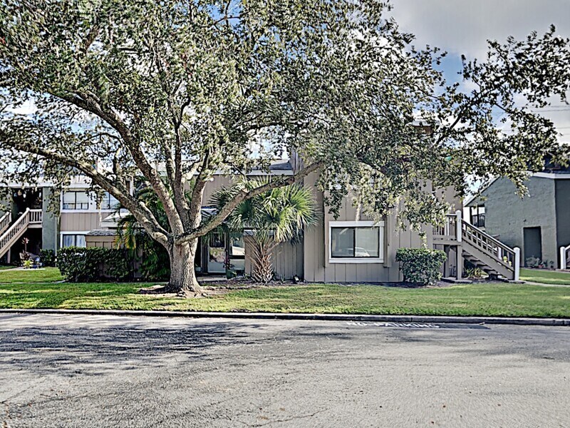 Primary Photo - 5775 Peregrine Ave