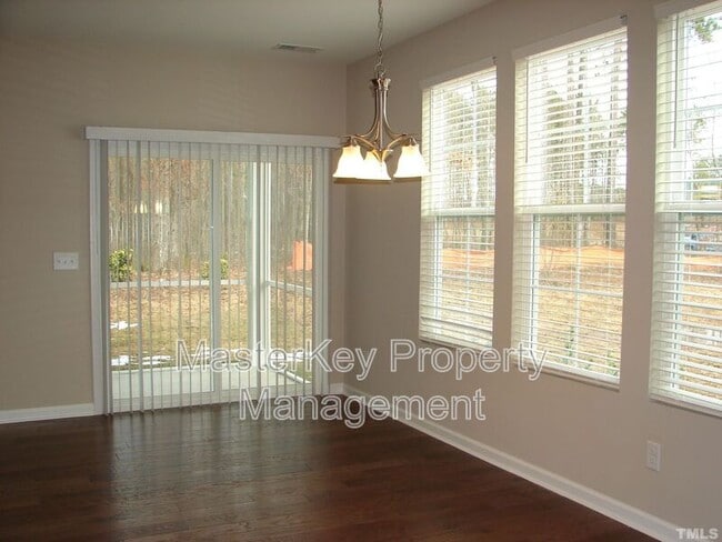 Building Photo - 2800 Lanasa Ln