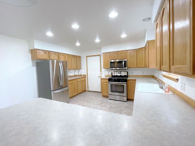 Foto del edificio - Oregon City Country Living - 4 BR/3BA - Sm...