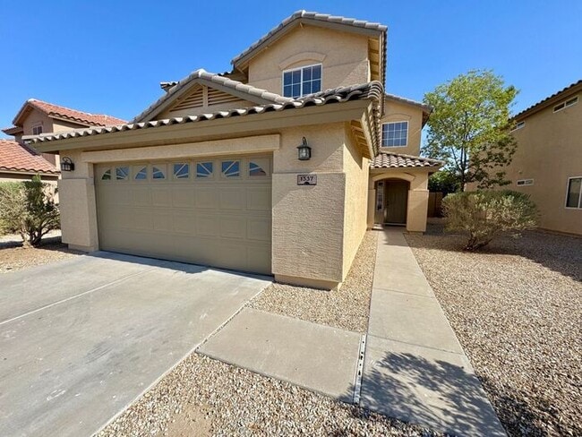 Building Photo - Beatiful 4Bedroom/ 2 Bath Home in RANCHO B...
