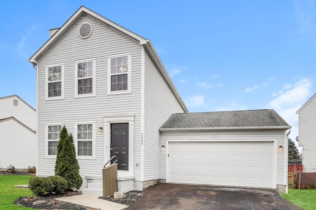 Building Photo - 7287 Candlestone Dr