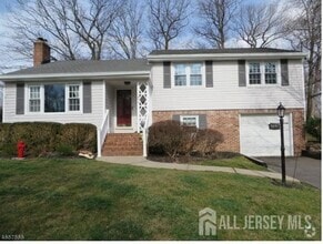 Building Photo - 1571 Ramapo Way