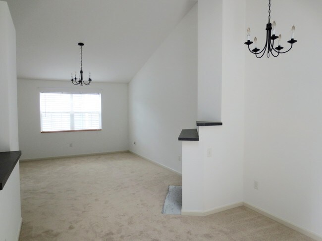 Foto del edificio - 1062 Dryden Rd