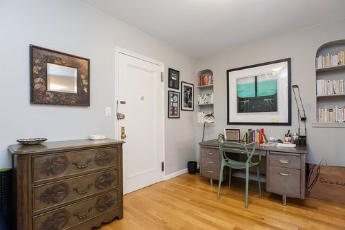 Foto del edificio - 315 E 12th St