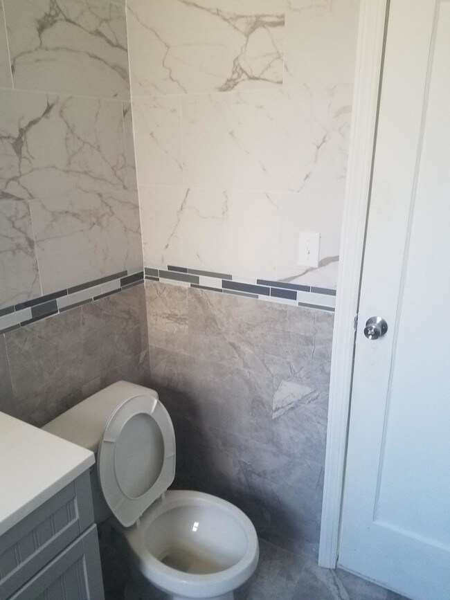 69 Blue Hills Ave Unit 2d, Hartford, CT 06112 Apartment for Rent in