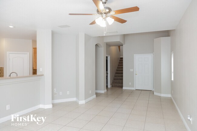 Foto del edificio - 2191 Low Creek Ct