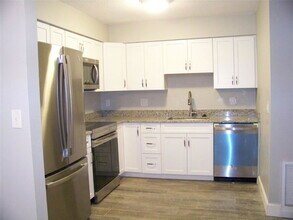 Building Photo - 11210 NW 39th St