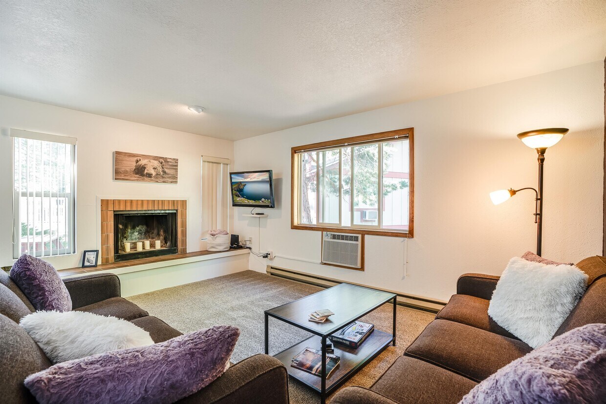 Primary Photo - 66 Crestwood Dr.