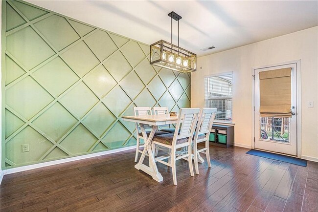 Building Photo - 5526 Donerail St