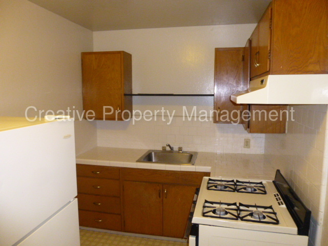 Foto del edificio - 3094 Crescent Ave