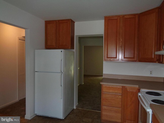 Foto del edificio - 721 Olde Greenwich Cir