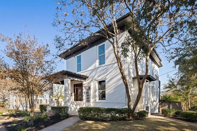 Foto del edificio - 701 Highland Ave