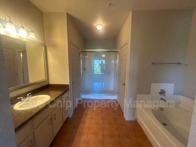 Foto del edificio - 14200 Avalon Rd