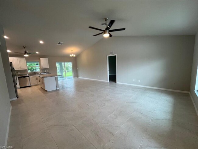 Foto del edificio - 4012 Country Club Blvd