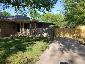 Building Photo - 1230 N Edwards