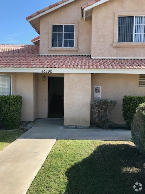 Building Photo - 45290 Sunset Ln