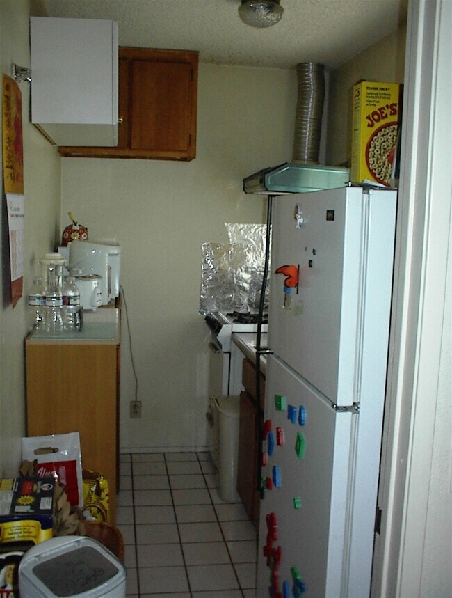 Foto del edificio - 8265 Halford St