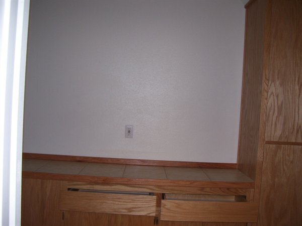 Foto del edificio - 9312 Larkin Rd