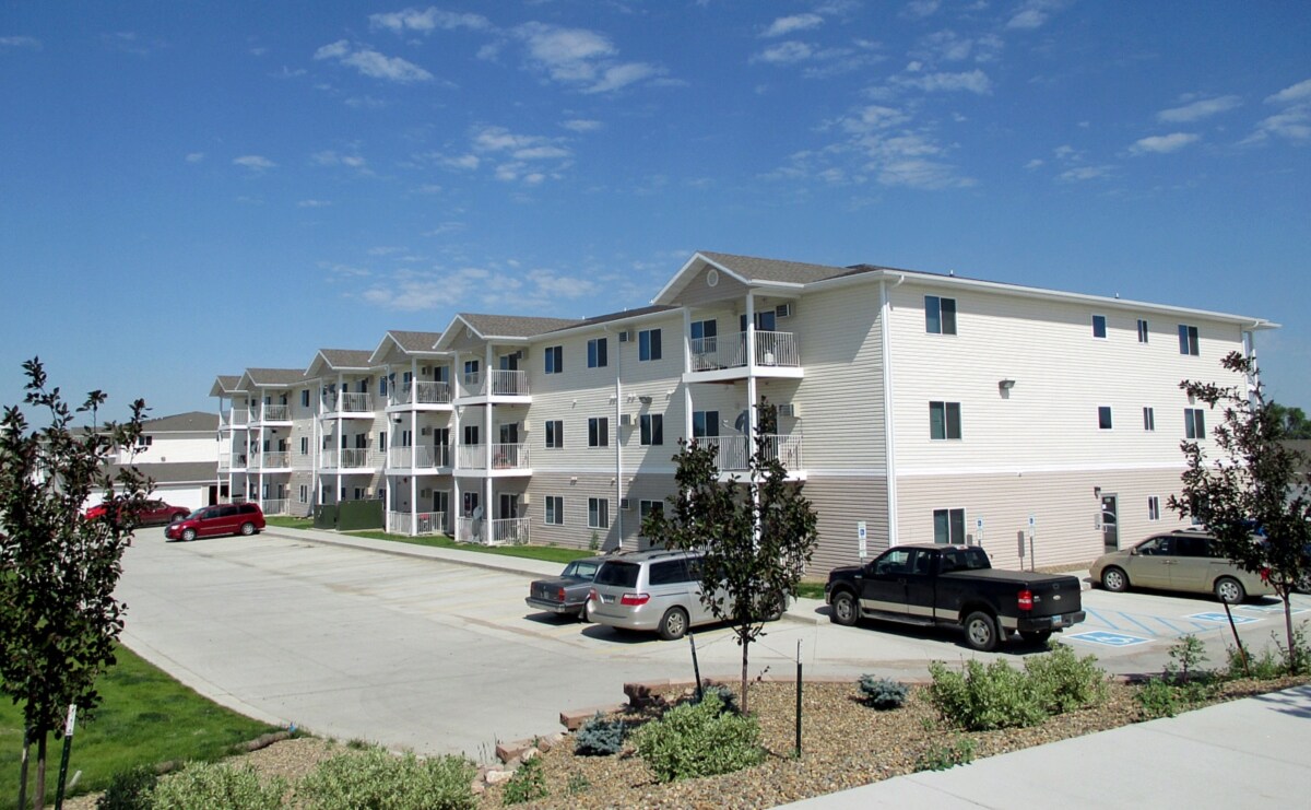 Primary Photo - 5180 Lincoln Rd