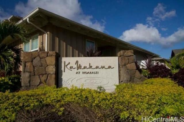 Building Photo - 91-2015-2015 Kamakana St
