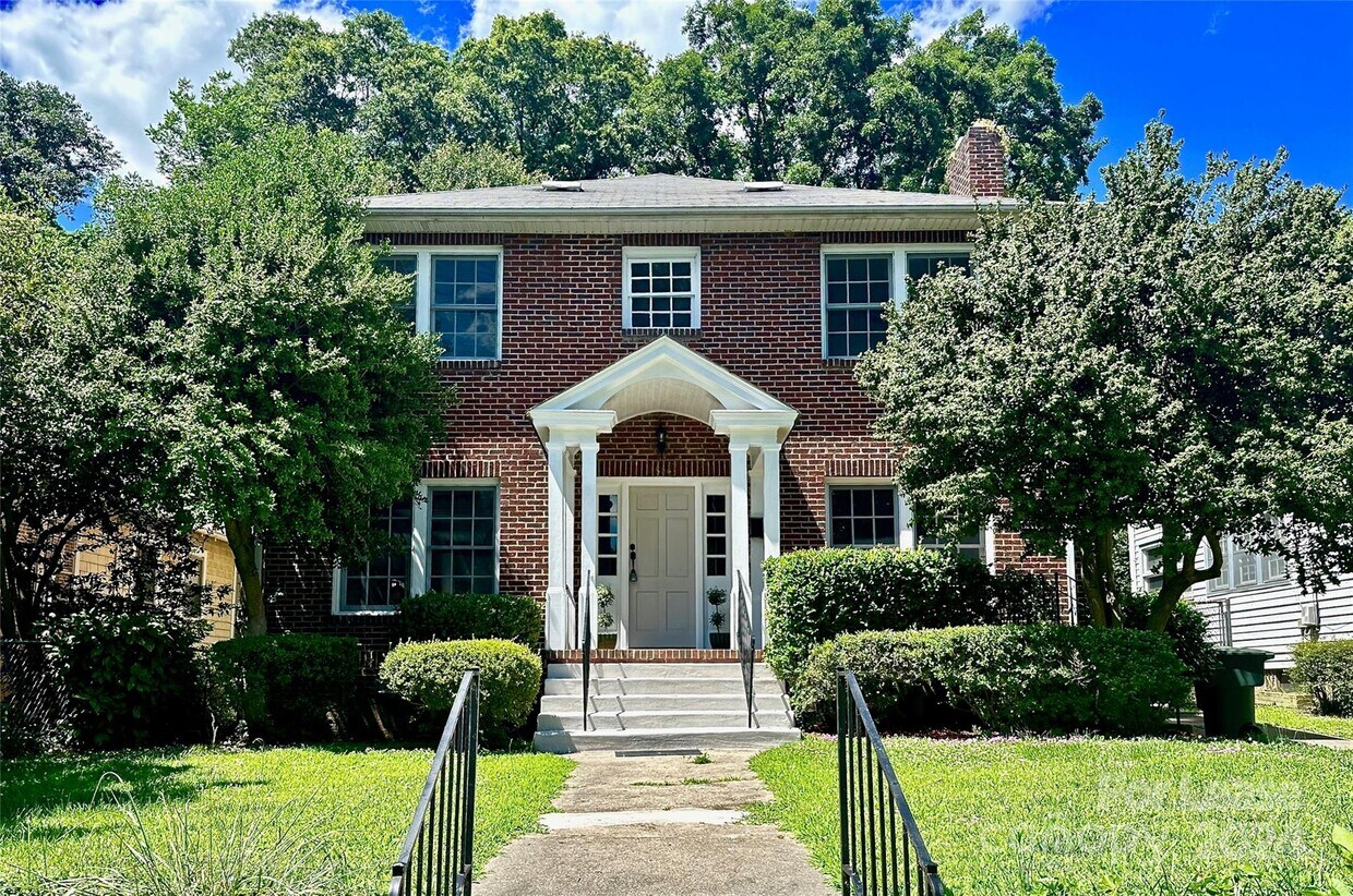 Primary Photo - 514 W 3rd Ave