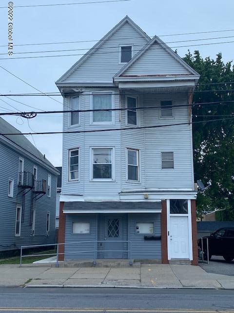 Foto principal - 975 Albany St