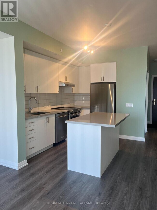 Photo du bâtiment - 9000-9000 Jane St