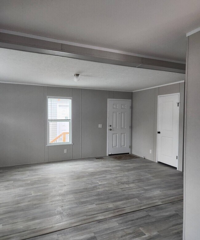 Foto del edificio - 37 Parkview Dr