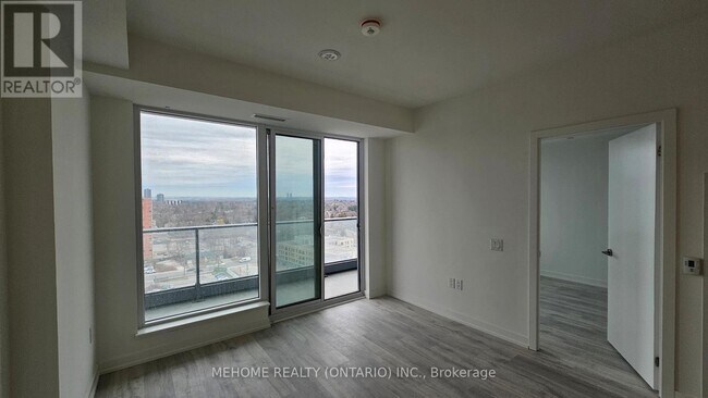 Building Photo - 7 Golden Lion Heights