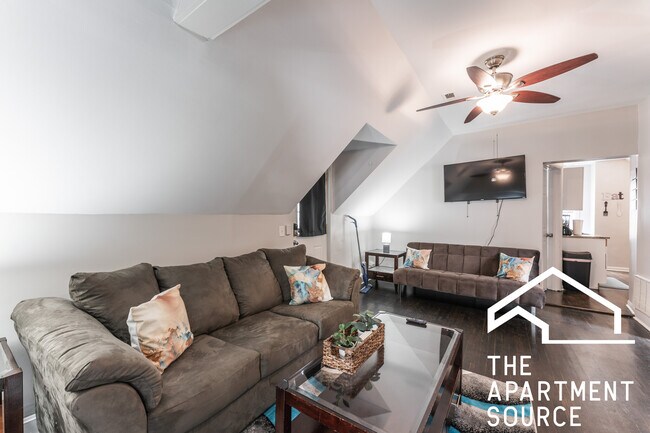 Foto del edificio - 1446 W Fletcher St