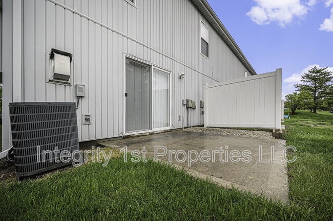 Building Photo - 5926 NW 90th Terrace