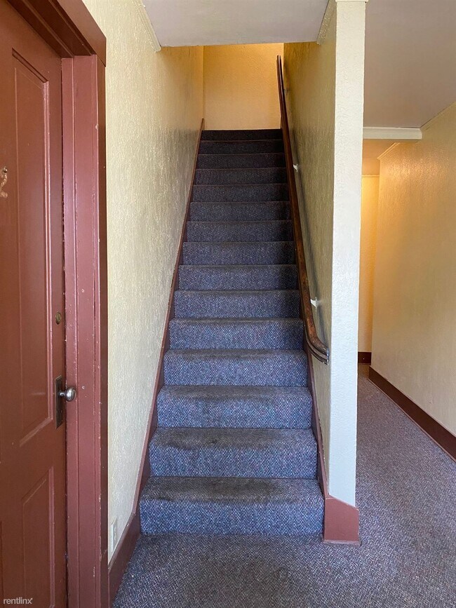 Foto del edificio - 2 br, 1 bath 4plex - Second Street Apartments