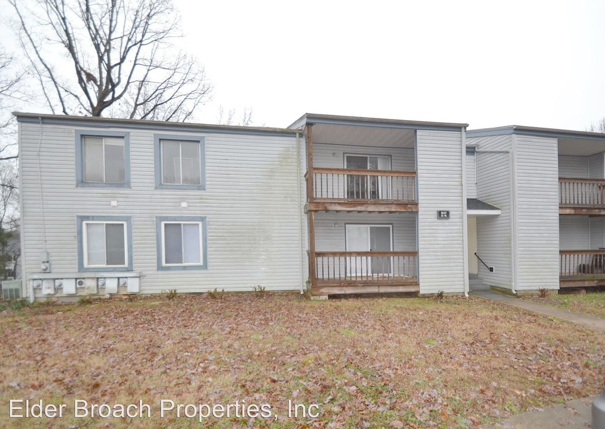 Primary Photo - 837 Farmhurst Dr