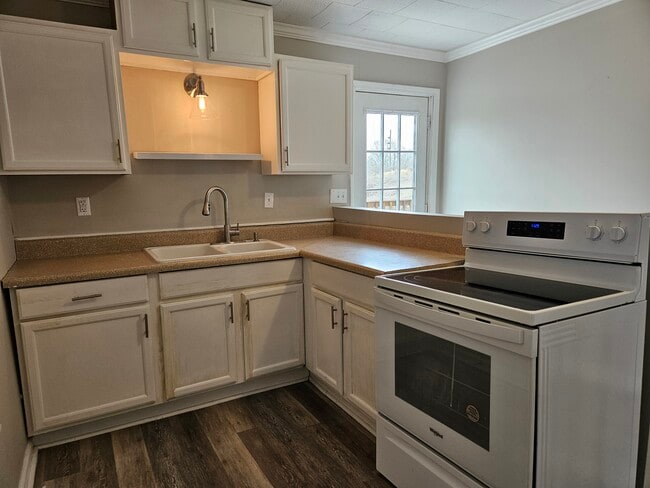 Foto del edificio - 6 Sparks Ave