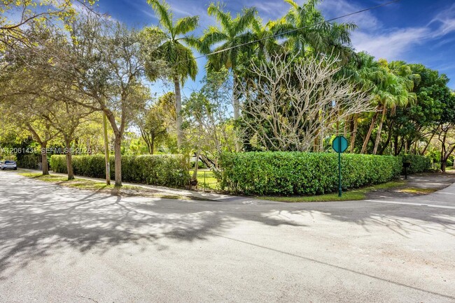 Building Photo - 12200 SW 74th Ct