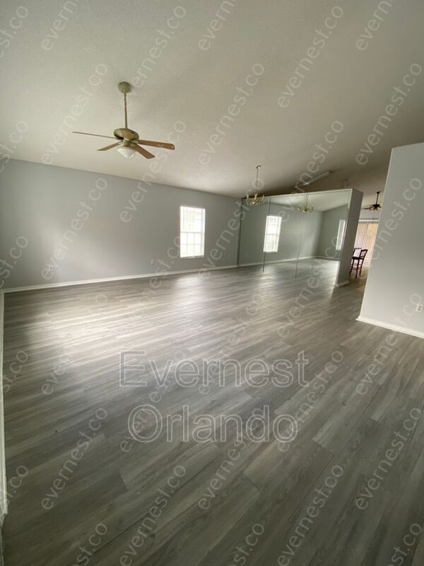 Building Photo - 4312 Willowcrest Ct