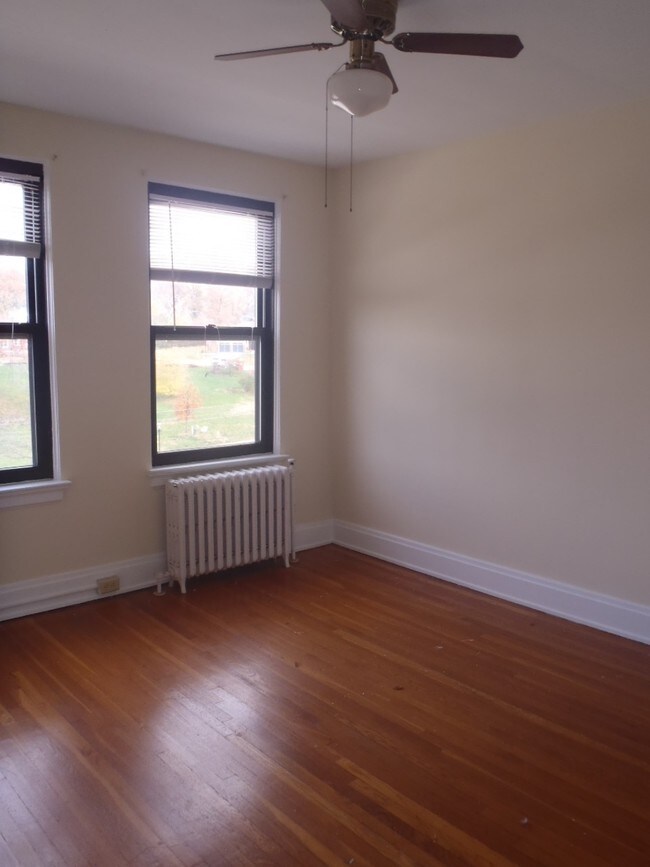 1BD/1BA - Clifton Manor
