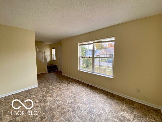 Building Photo - 6130 Tybalt Ln