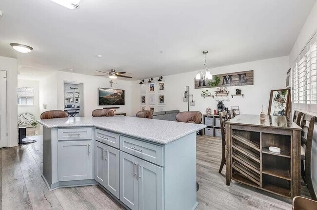 Foto del edificio - 91-1253-1253 Kamaaha Ave