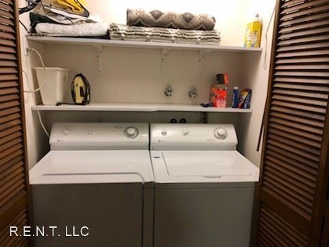 Foto del edificio - 1 br, 1 bath House - 869 West Riverbend Dr.