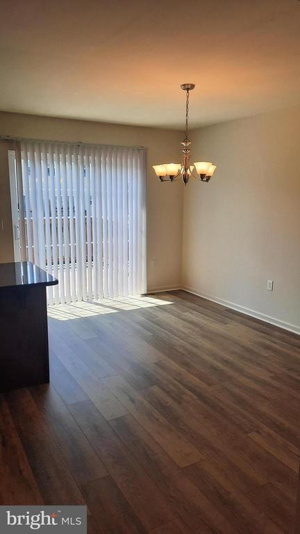 Building Photo - 832 Admiral's Quay Dr