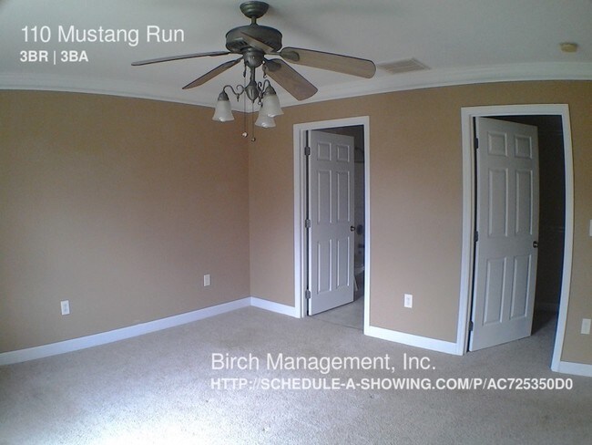 Foto del edificio - 110 Mustang Run