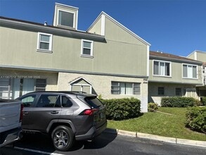 Building Photo - 8043 Lagos De Campo Blvd