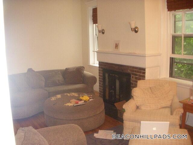 Primary Photo - 127 Myrtle St
