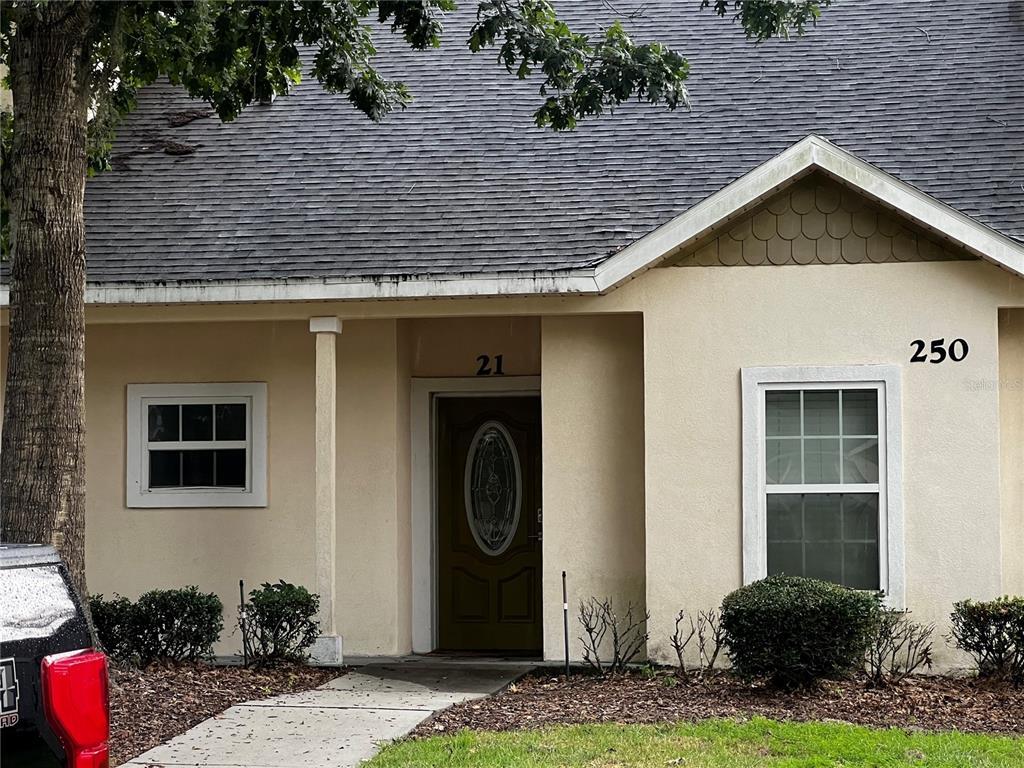 Primary Photo - 250 SW 145th Dr